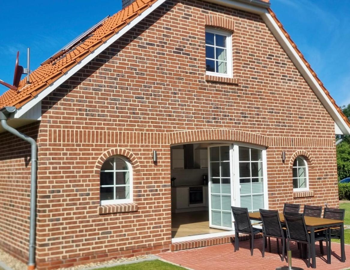 Luettje Friesenhuus Greetsiel Exterior foto